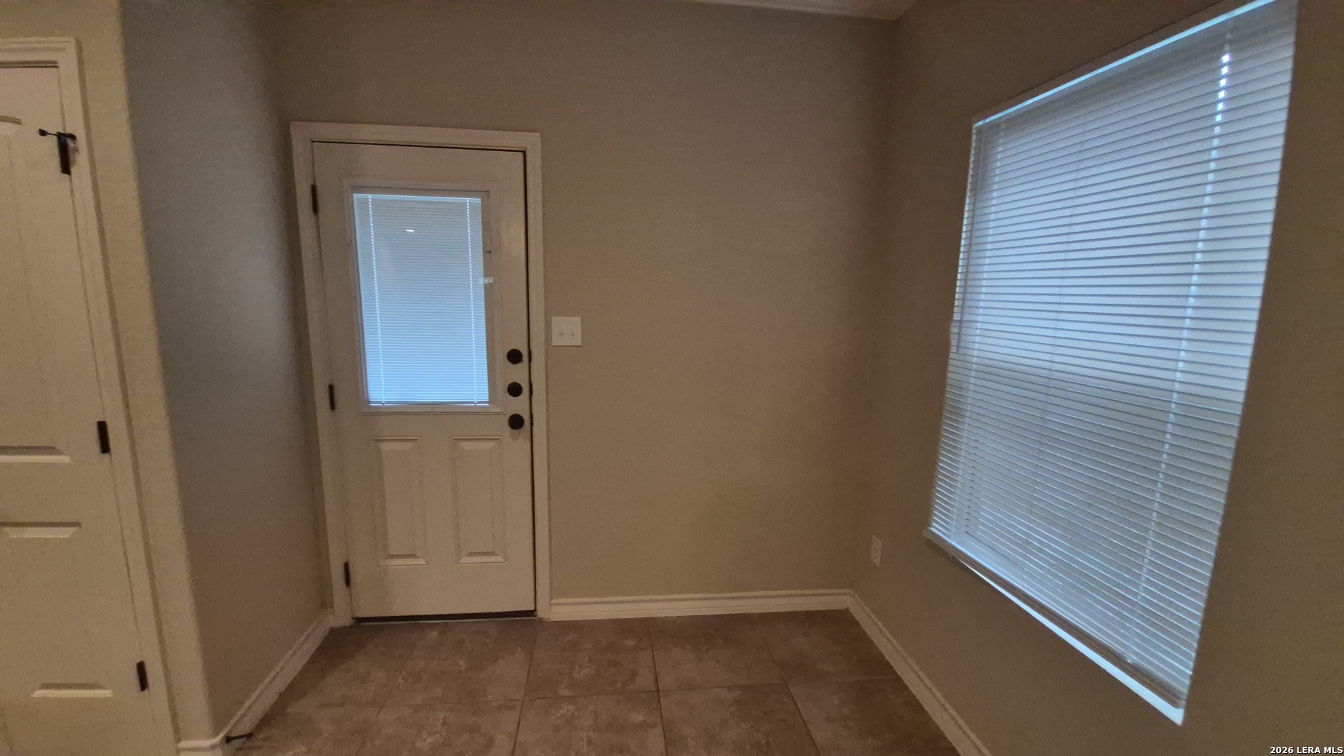 6414 Luglio Lane, Unit 101 San Antonio, TX 78233 - Photo 6 of 23 a view of small space
