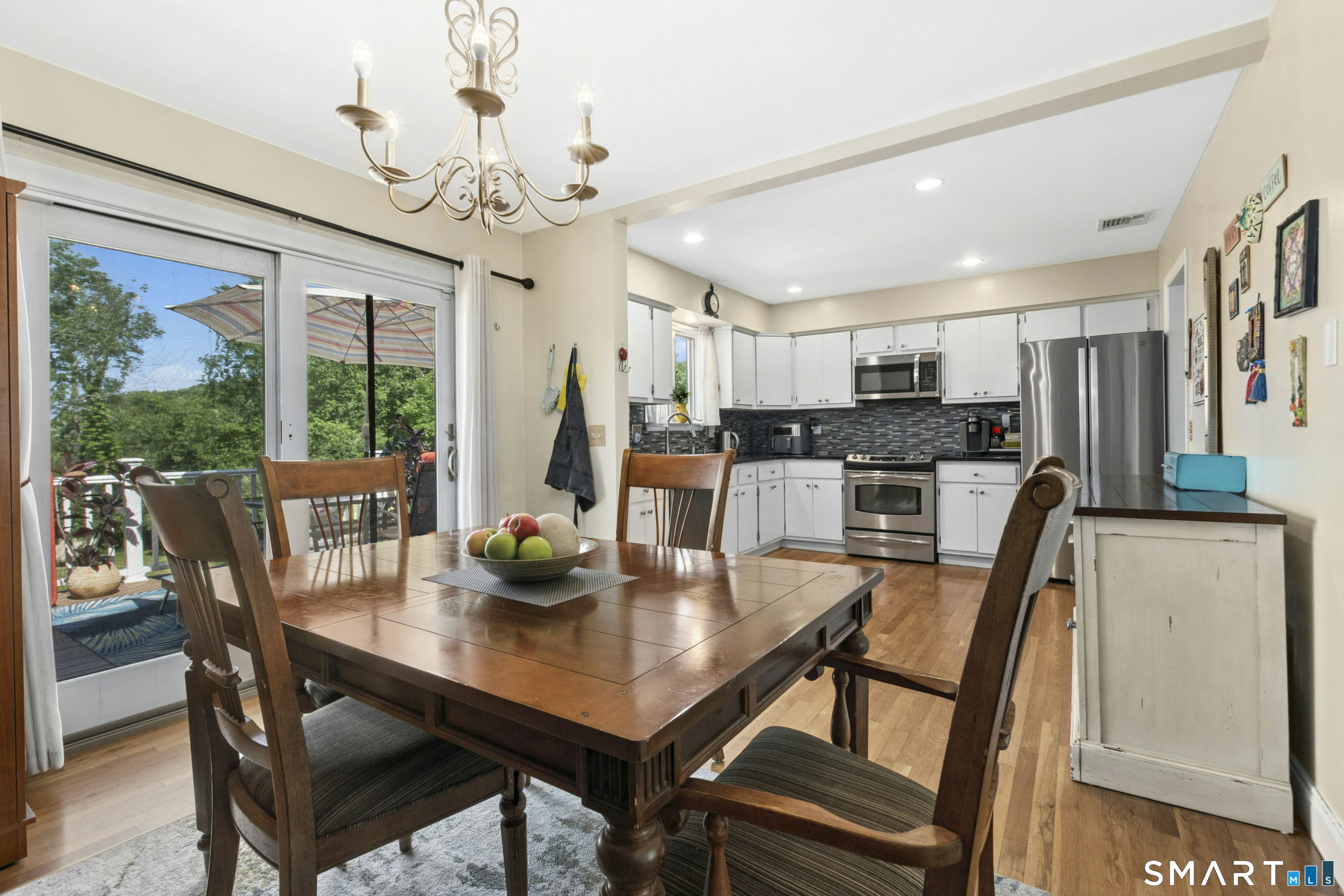 123 Briar Ridge Road Danbury, CT 06810 - Photo 9 of 29