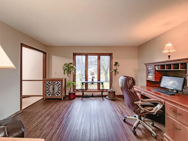 $299,999 | 9012 Stockbridge Place, Fort Wayne, IN 46804