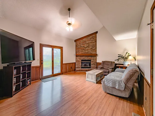 $299,999 | 9012 Stockbridge Place, Fort Wayne, IN 46804