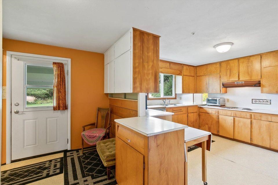 3552 Long Prairie Road Valley, WA 99181 - Photo 12 of 37