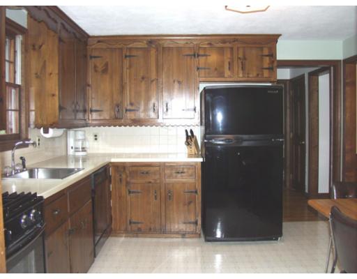 23 Old Homestead Road Westford, MA 01886 - Photo 9 of 18 Gallery Image 9