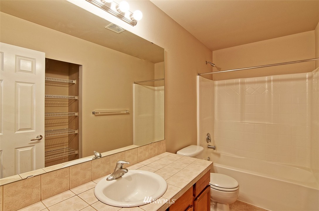 16300 1st Place West Bothell, WA 98012 - Photo 22 of 24 Gallery Image 22