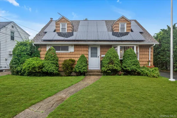 $699,000 | 69 Virginia Street, Valley Stream, NY 11580