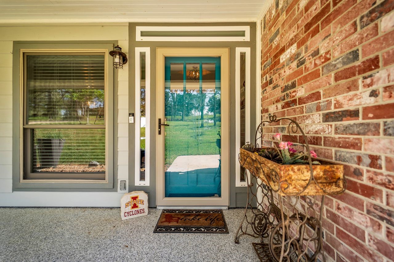 310 Cove Loop Coldspring, TX 77331 - Photo 5 of 48 Welcome Home!