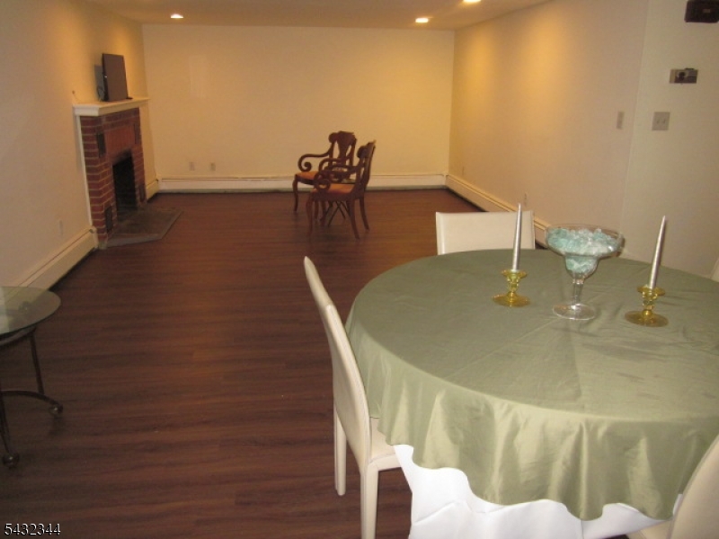 16 Shunpike Road Summit, NJ 07901 - Photo 4 of 15