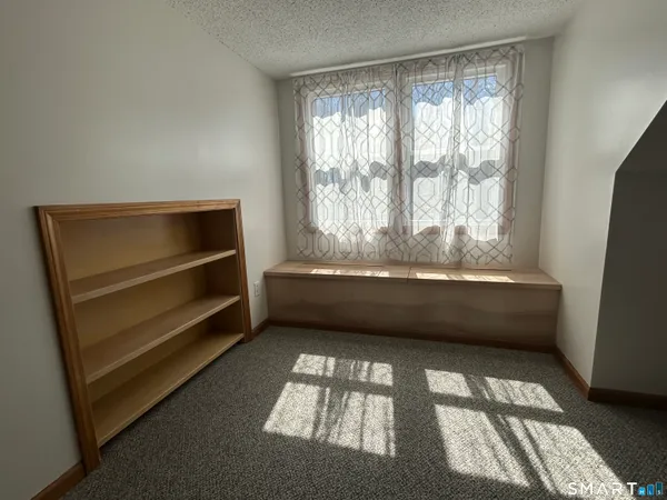 $649,900 | 52 Grieb Trail, Wallingford, CT 06492