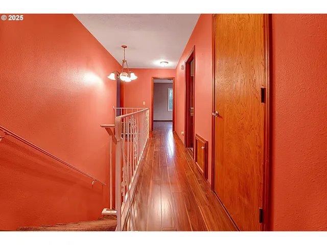 $699,900 | 12077 Southeast Lusted Road, Sandy, OR 97055