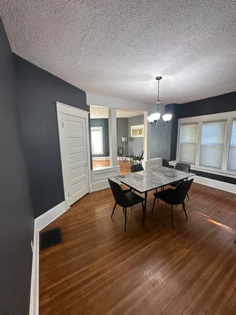 $158,000 | 1307 South Main Street, Bloomington, IL 61701