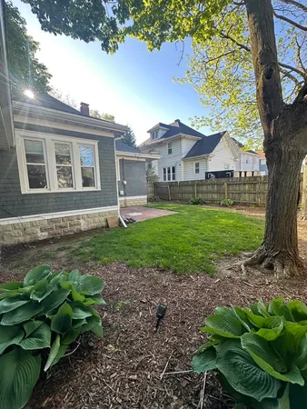 $158,000 | 1307 South Main Street, Bloomington, IL 61701