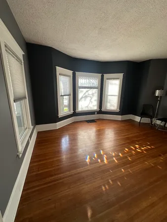 $158,000 | 1307 South Main Street, Bloomington, IL 61701