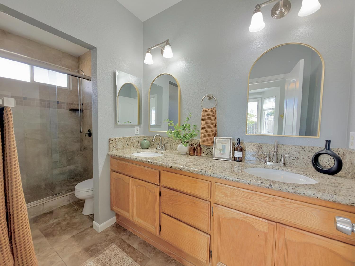 1325 Tippens Way Folsom, CA 95630 - Photo 15 of 27