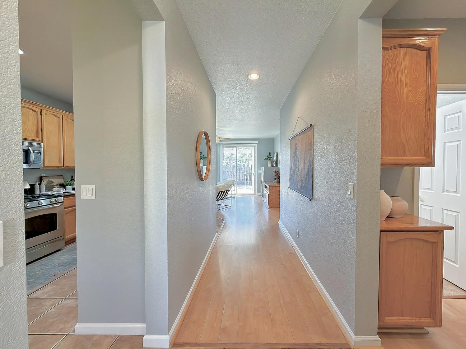 1325 Tippens Way Folsom, CA 95630 - Photo 4 of 27