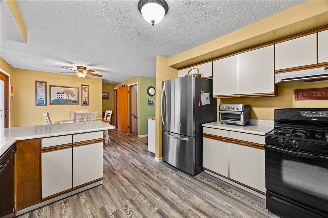 5476 Ellicott Street Road Bethany, NY 14054 - Photo 19 of 48 kitchen