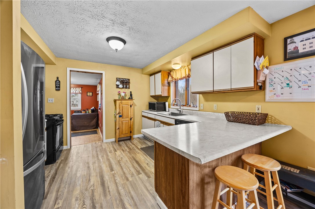 5476 Ellicott Street Road Bethany, NY 14054 - Photo 21 of 48 dining room