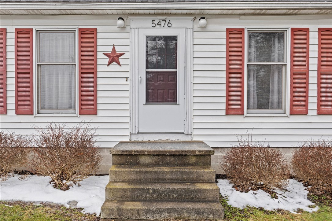 5476 Ellicott Street Road Bethany, NY 14054 - Photo 3 of 48