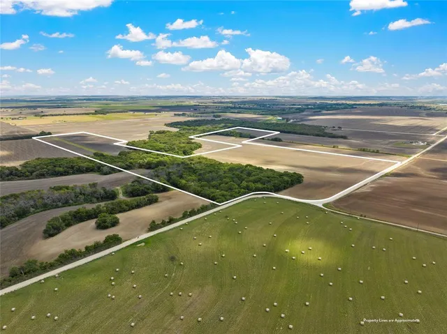 $645,000 | Tbd Hlavenka Road, Abbott, TX 76621