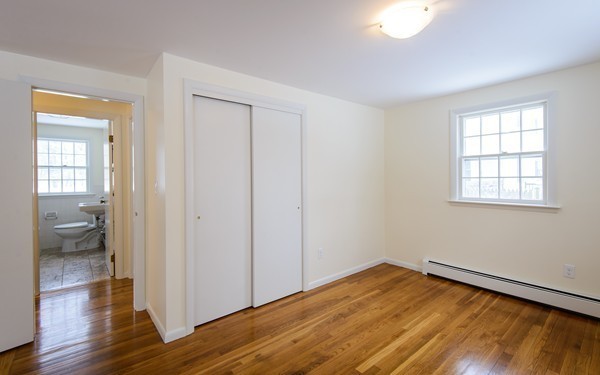 27 Paradise Road Ipswich, MA 01938 - Photo 8 of 12 Gallery Image 8