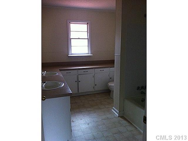 728 Hovis Road Stanley, NC 28164 - Photo 10 of 16 Gallery Image 10