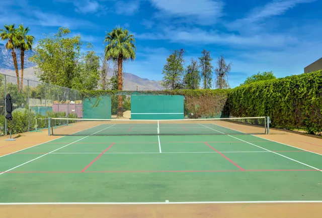 $4,250 | 215 Desert Lakes Drive, Palm Springs, CA 92264
