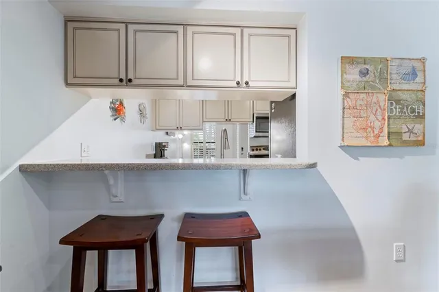 $3,275 | 4212 126th Street West, Unit 401, Cortez, FL 34215