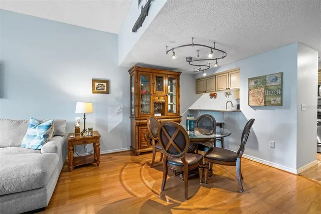 $3,275 | 4212 126th Street West, Unit 401, Cortez, FL 34215