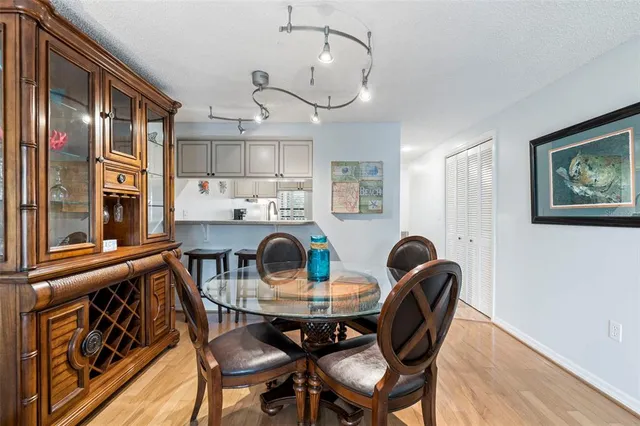 $3,275 | 4212 126th Street West, Unit 401, Cortez, FL 34215