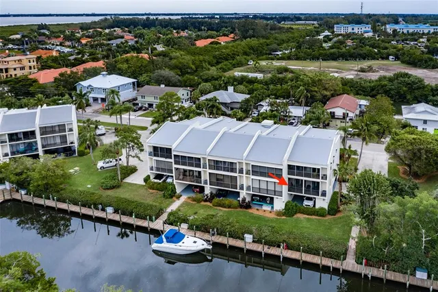 $3,275 | 4212 126th Street West, Unit 401, Cortez, FL 34215