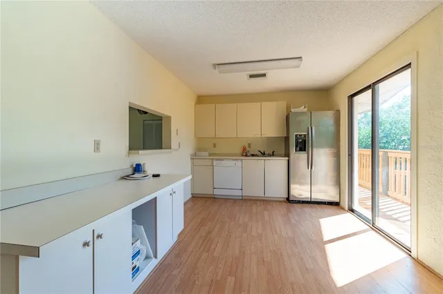 $3,275 | 4212 126th Street West, Unit 401, Cortez, FL 34215