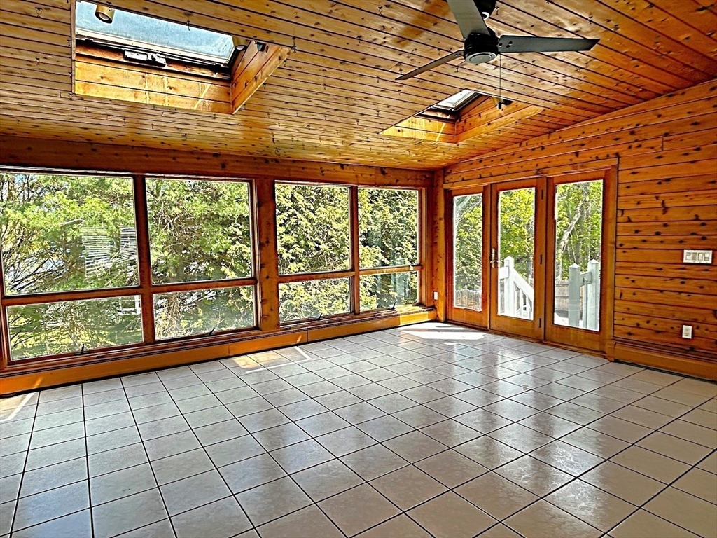 68 Ridge Avenue Pittsfield, MA 01201 - Photo 9 of 42 Gallery Image 9