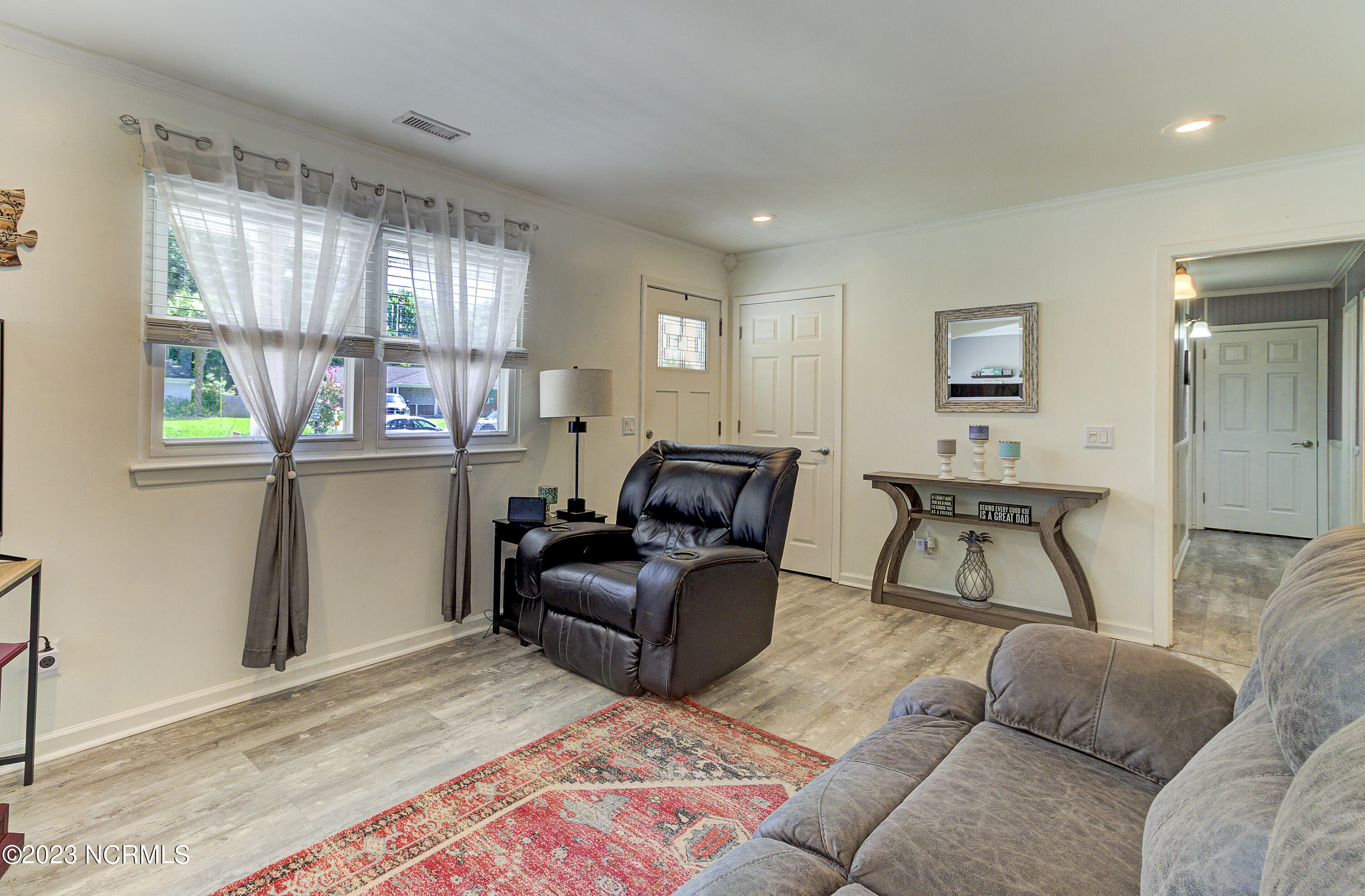 505 Manet Road Wilmington, NC 28412 - Photo 12 of 23 74B8E540-F27F-486C-B207-25022577A607
