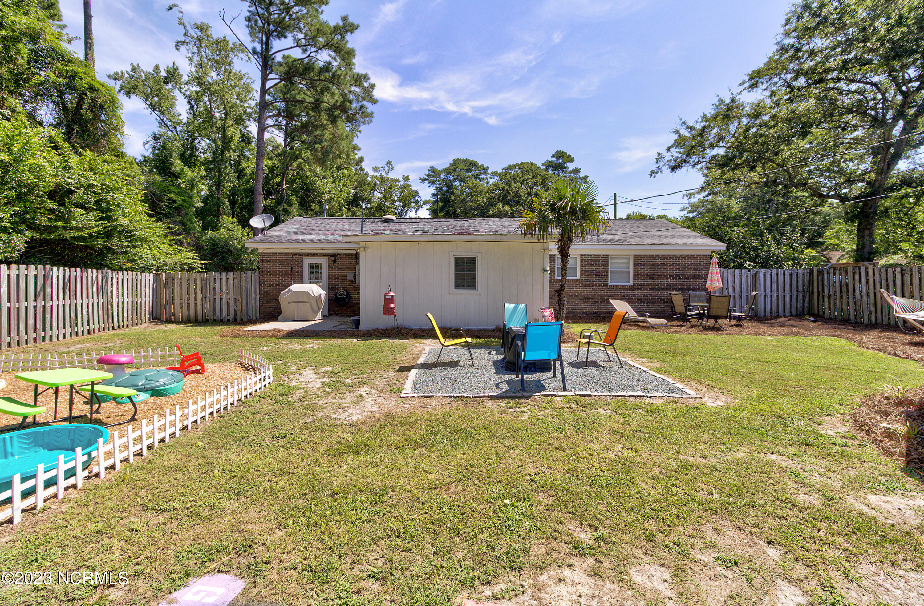 505 Manet Road Wilmington, NC 28412 - Photo 10 of 23 3FF2F441-ADF4-479A-A1EB-A7F63F263EE3