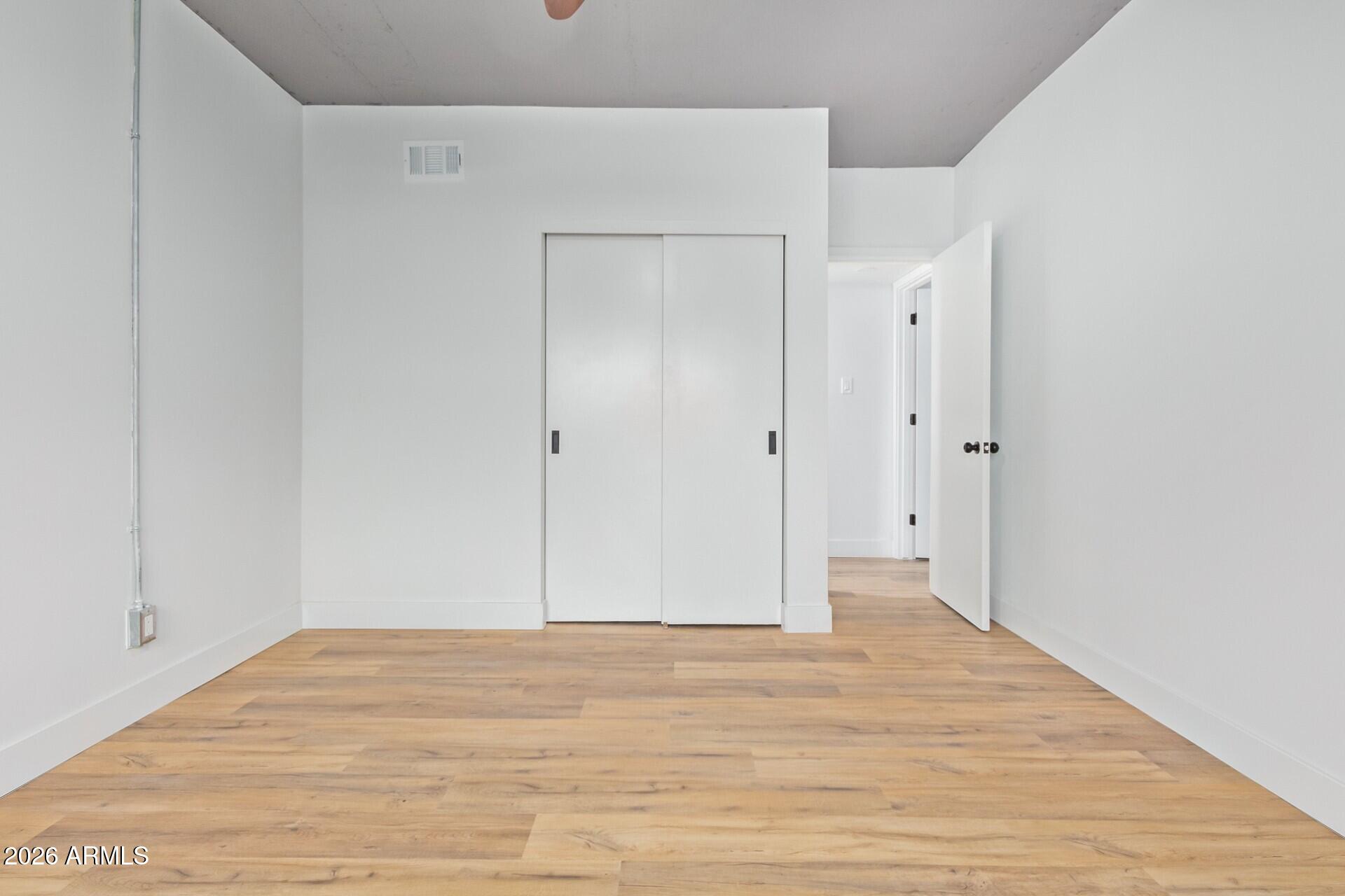 351 East Thomas Road, Unit D208 Phoenix, AZ 85012 - Photo 19 of 34