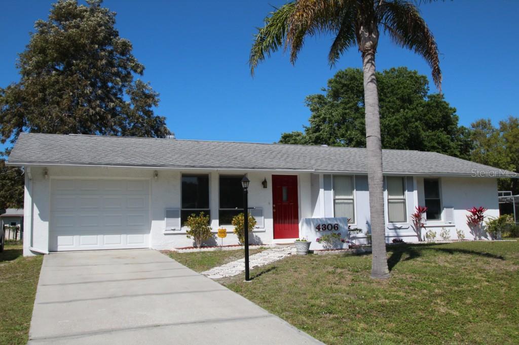 4306 Worcester Road Sarasota, FL 34231 - Photo 1 of 1 Exterior front with Eastern exposure