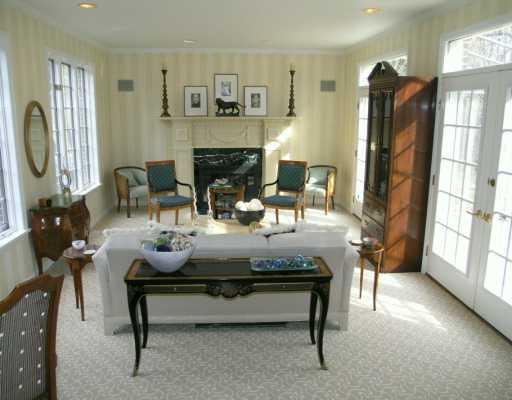 930 Old Mill Road Pittsburgh, PA 15238 - Photo 3 of 8 Den/Family/Great Room.