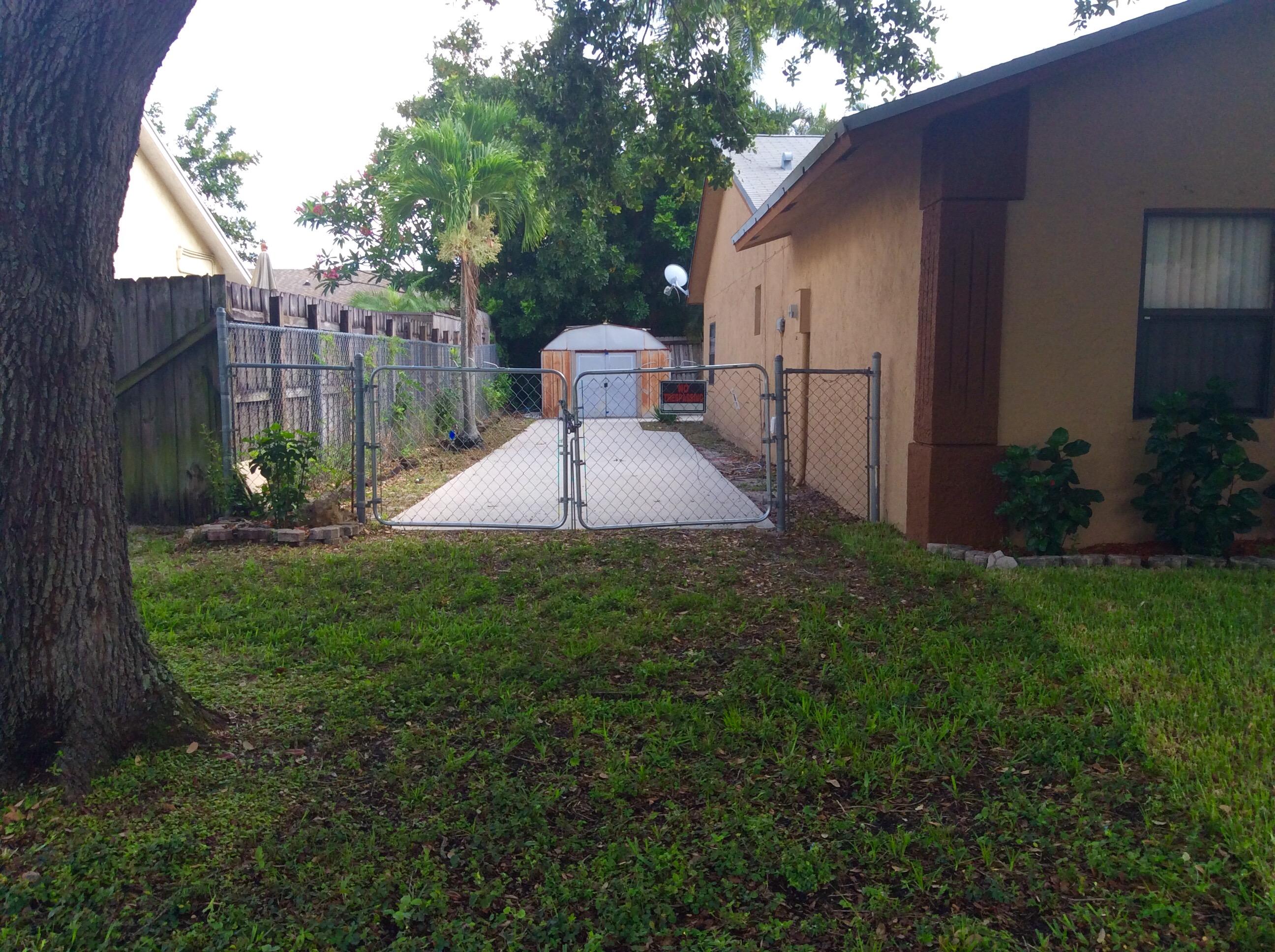 5810 Autumn Ridge Road Lake Worth, FL 33463 - Photo 21 of 27 IMG_2197