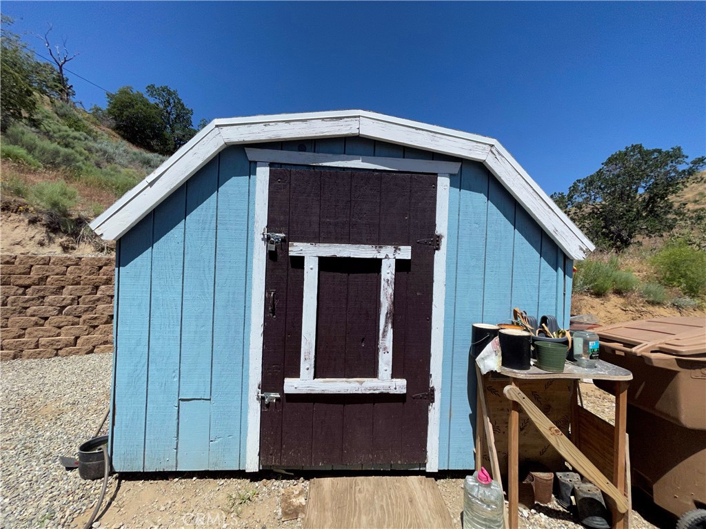 657 Lebec Road Lebec, CA 93243 - Photo 25 of 27 Gallery Image 25