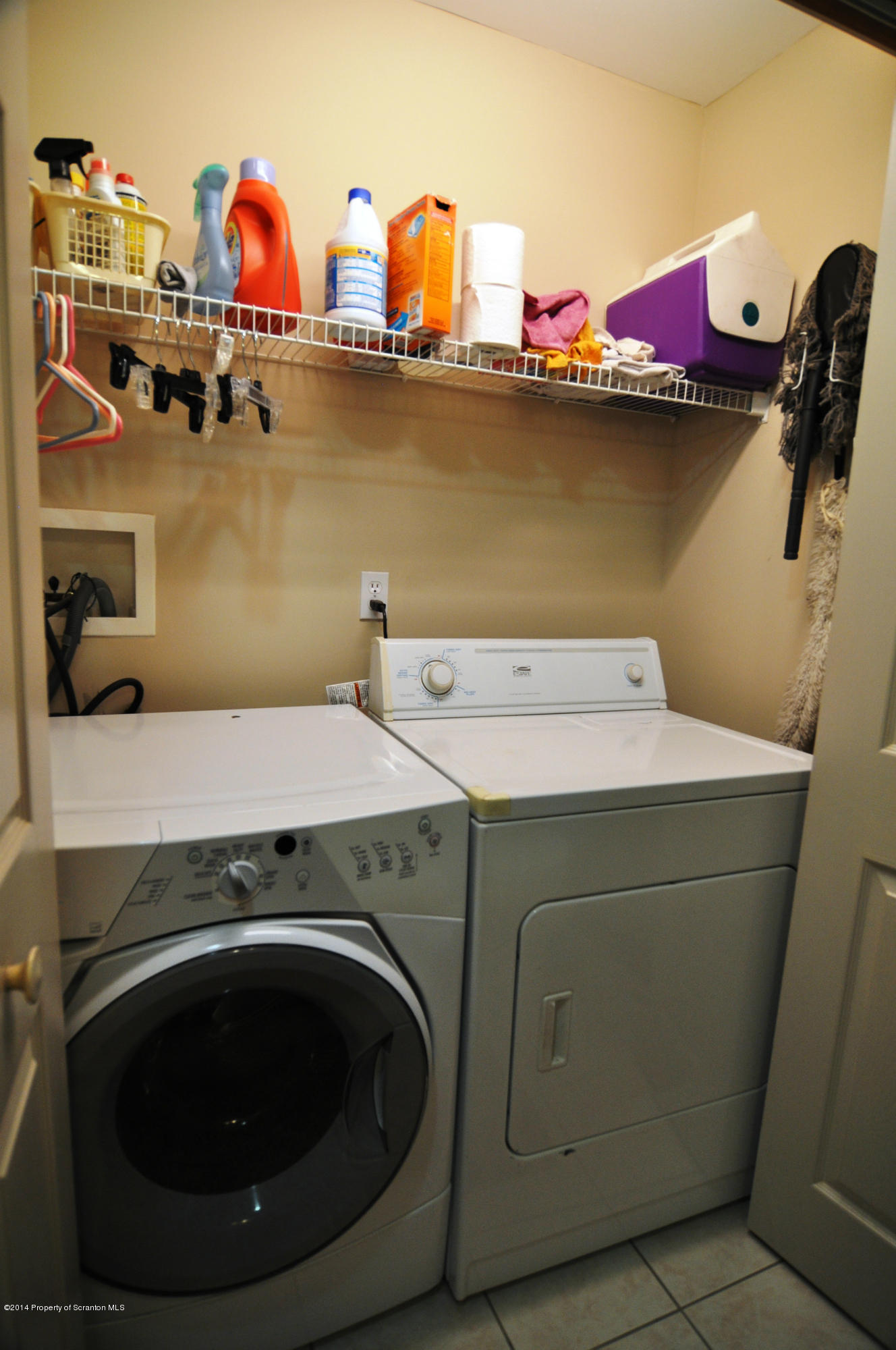 116 Griffin Road Moscow, PA 18444 - Photo 20 of 50 a utility room with dryer and washer