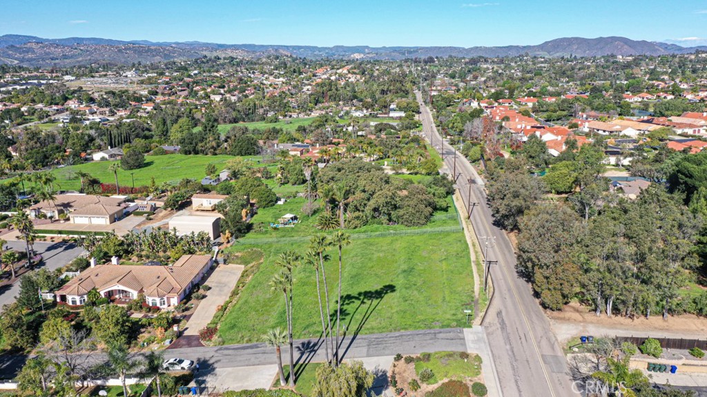 1086-88 Snow Creek Road Fallbrook, CA 92028 - Photo 4 of 4