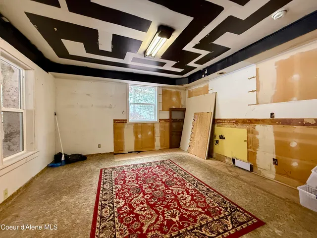 $849,000 | 910 Main Street, Wardner, ID 83837