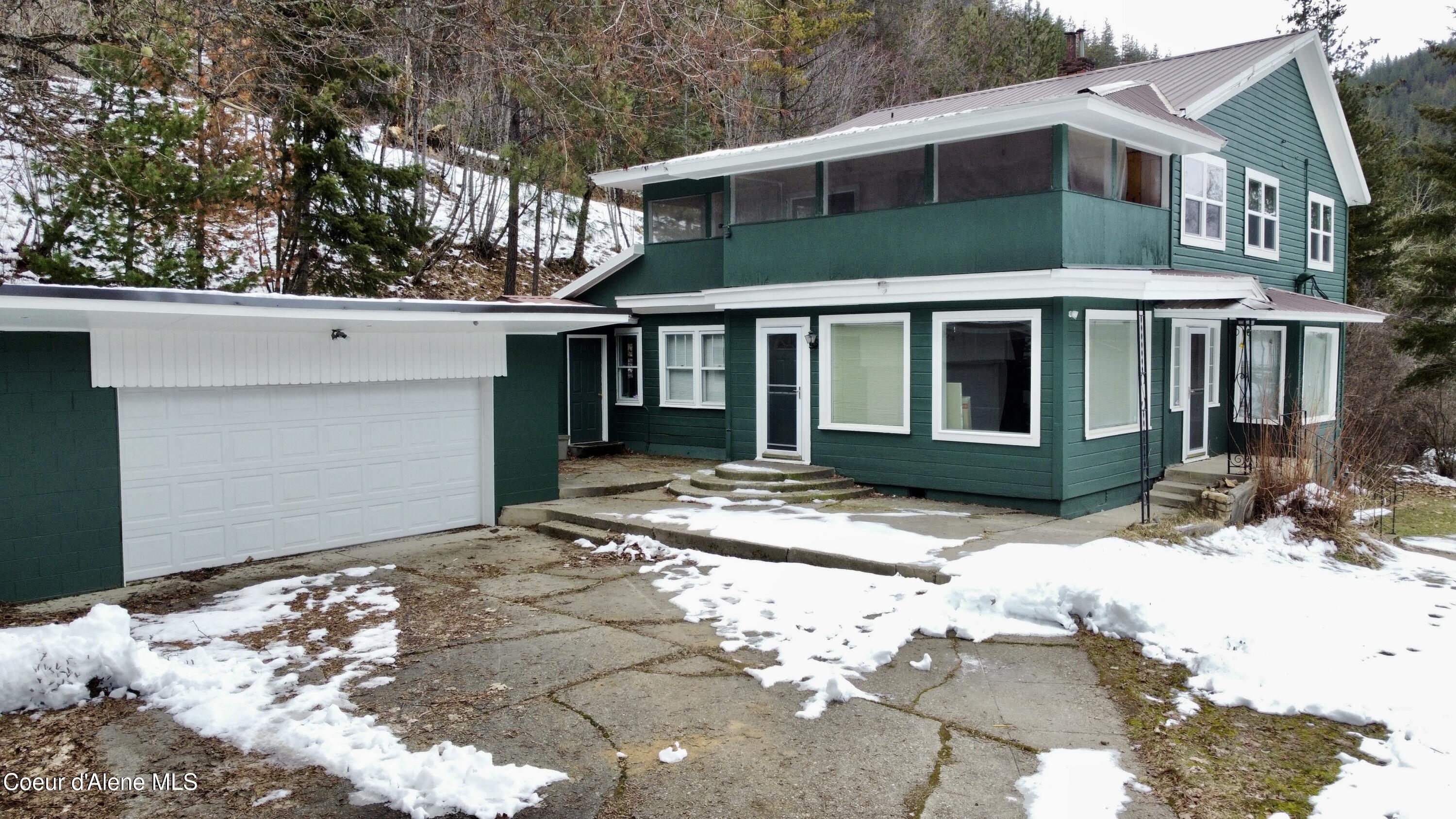 910 Main Street Wardner, ID 83837 - Photo 4 of 53 2 Car Garage