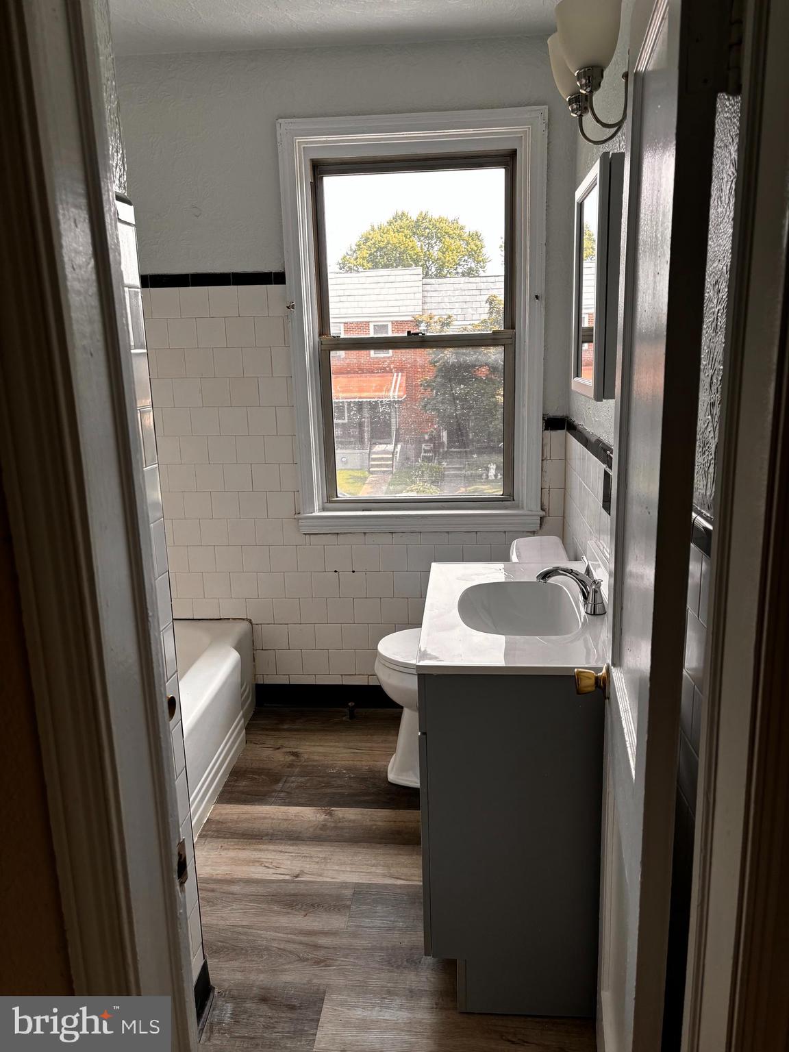 708 Wicklow Road Baltimore, MD 21229 - Photo 3 of 23
