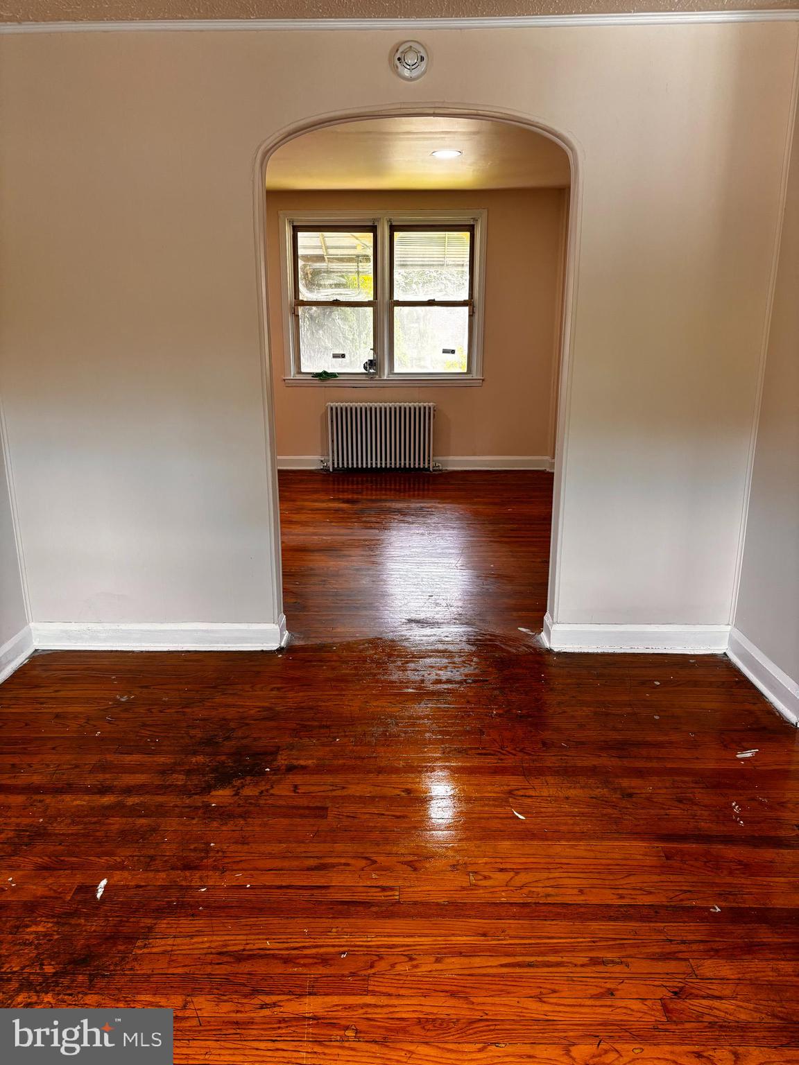 708 Wicklow Road Baltimore, MD 21229 - Photo 7 of 23