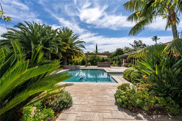 a view of a chair in a patio