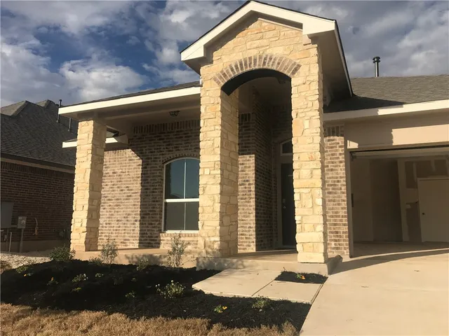 $1,995 | 4313 Buffalo Ford Road, Georgetown, TX 78628