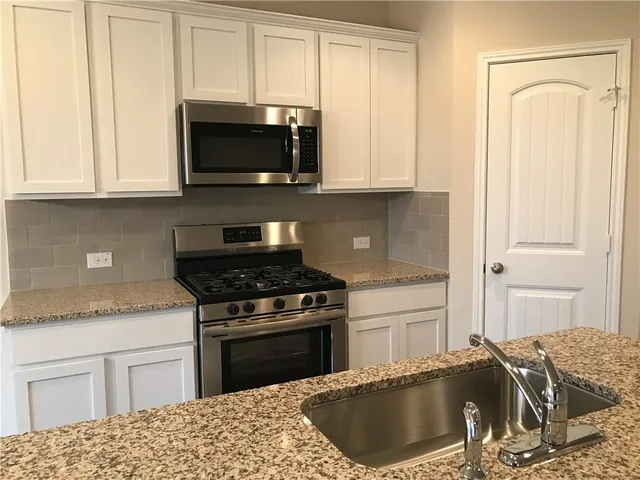 $1,995 | 4313 Buffalo Ford Road, Georgetown, TX 78628