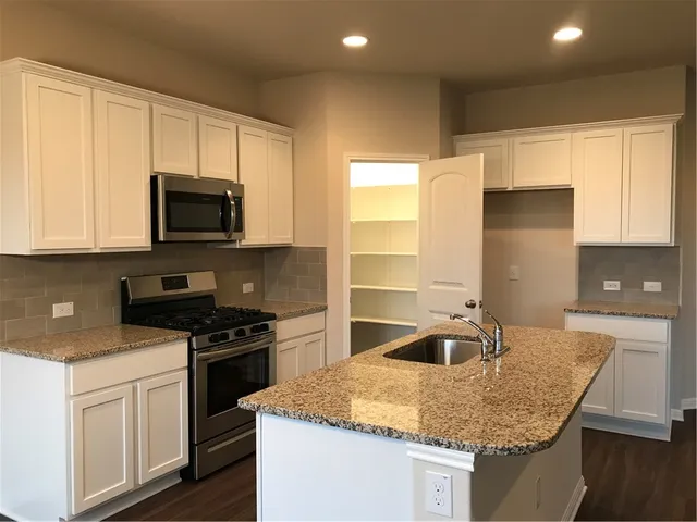 $1,995 | 4313 Buffalo Ford Road, Georgetown, TX 78628