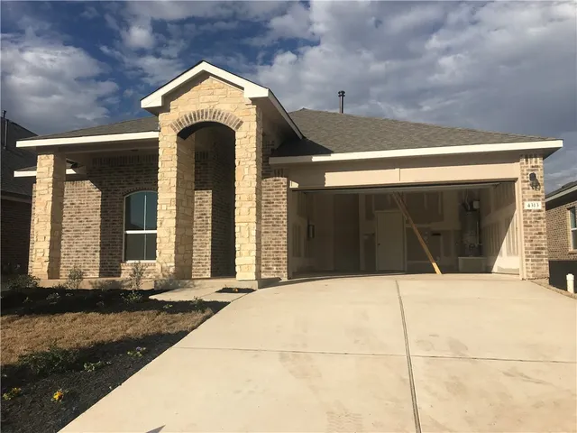 $1,995 | 4313 Buffalo Ford Road, Georgetown, TX 78628