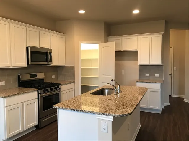 $1,995 | 4313 Buffalo Ford Road, Georgetown, TX 78628