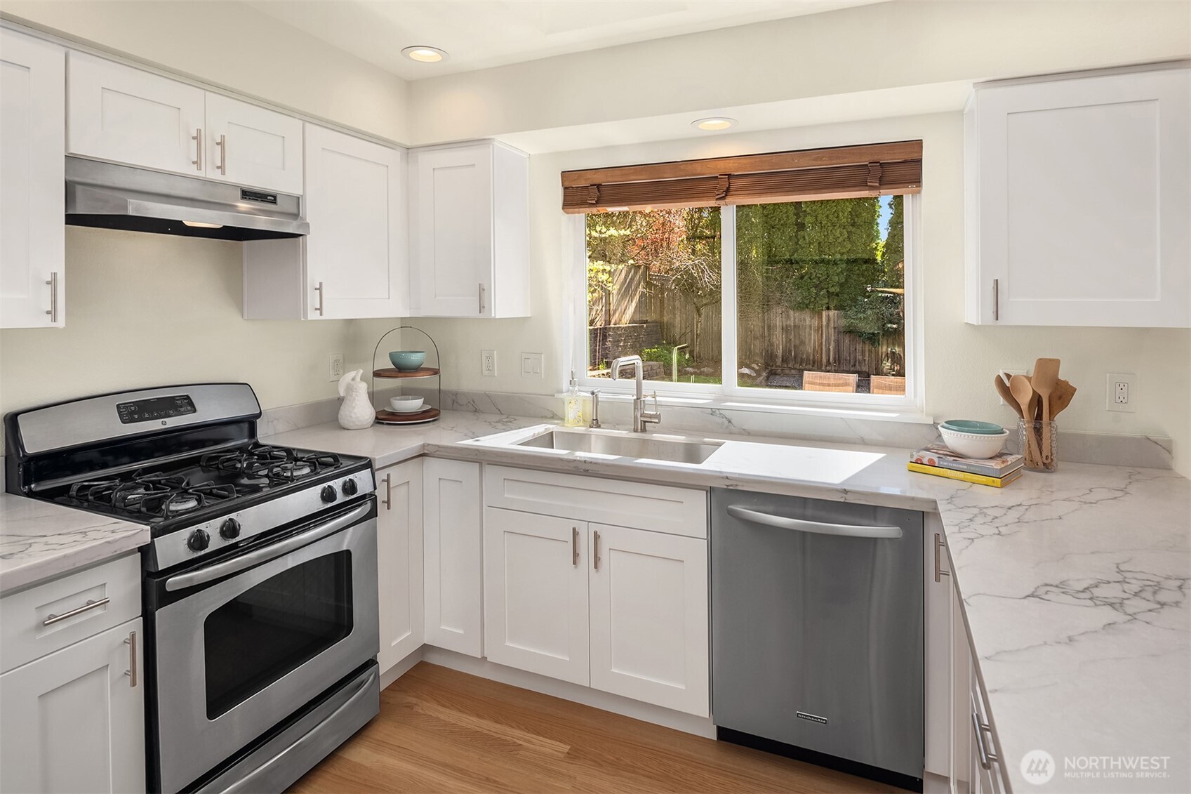 23629 3rd Place West Bothell, WA 98021 - Photo 3 of 24